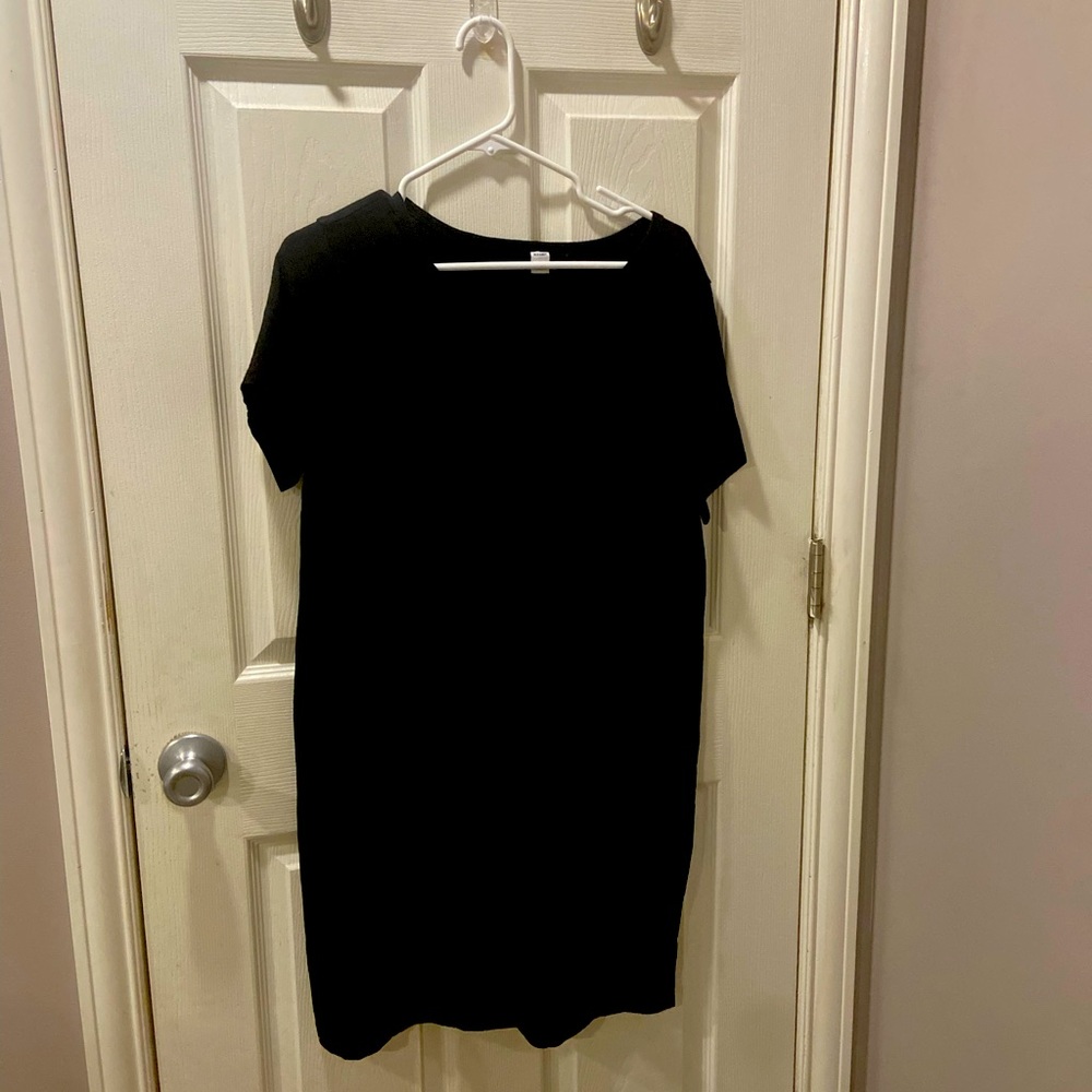 old navy black t-shirt dress